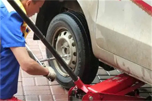 鲁谷附近拖车24小时服务热线电话